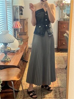UNIQLO C Pleated Long Maxi Skirt, Gray Size M
